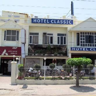 https://imgcld.yatra.com/ytimages/image/upload/t_hotel_yatra_city_desktop/v1464471166/Domestic Hotels/Hotels_Jalandhar/Hotel Classic/HO_9B3izN.jpg